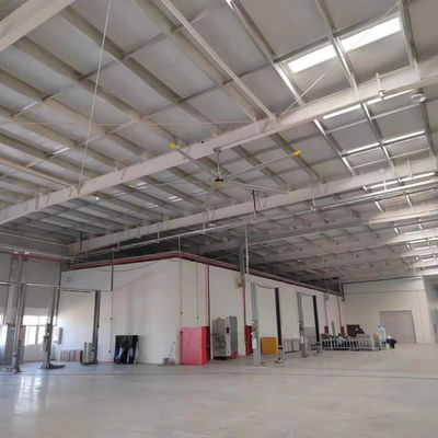 Un buen precio. Fan de techo industrial de Hvls del motor de Pmsm de 5 cuchillas en la fábrica de Byd del automóvil de New Energy en línea