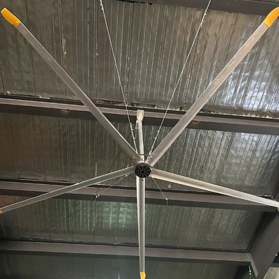 Un buen precio. 5.0m 16FT ventilador de techo HVLS eléctrico industrial para enfriamiento y descarga libre de mantenimiento en línea
