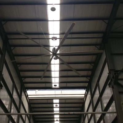 Un buen precio. Seis cuchillas HVL gran ventilador de techo de garaje en línea